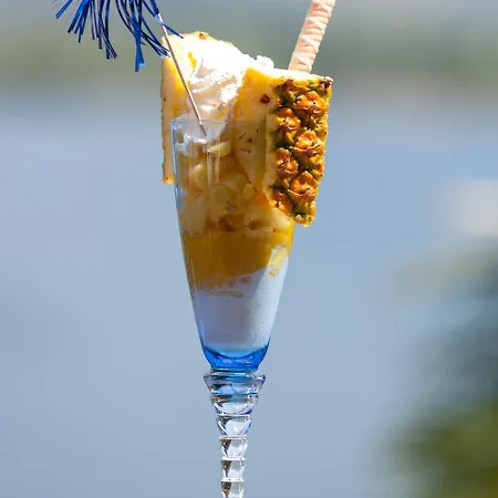 Riviera By Fewotessin *